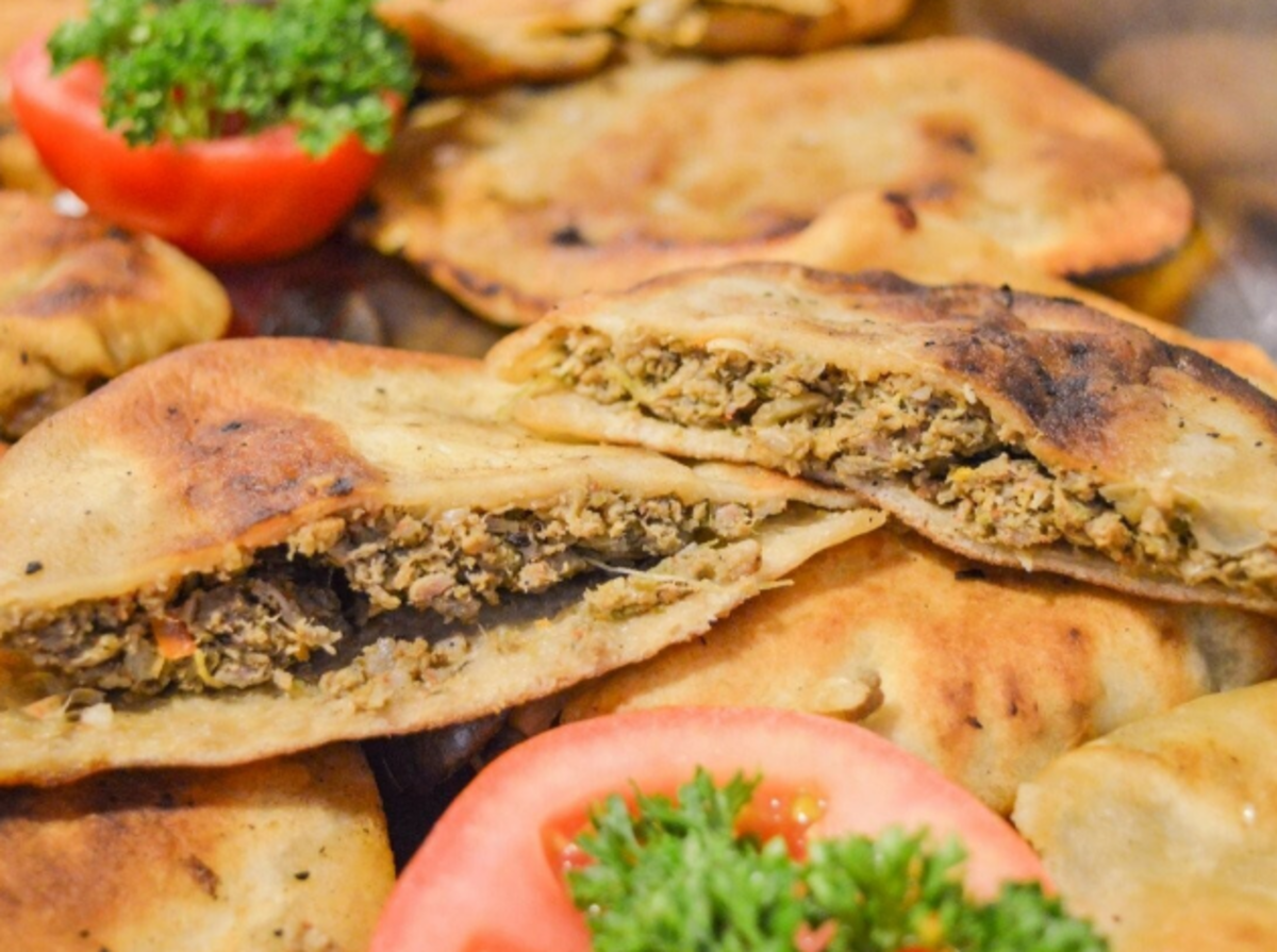 با این ساندویچ عربی انگشتات رو هم میخوری