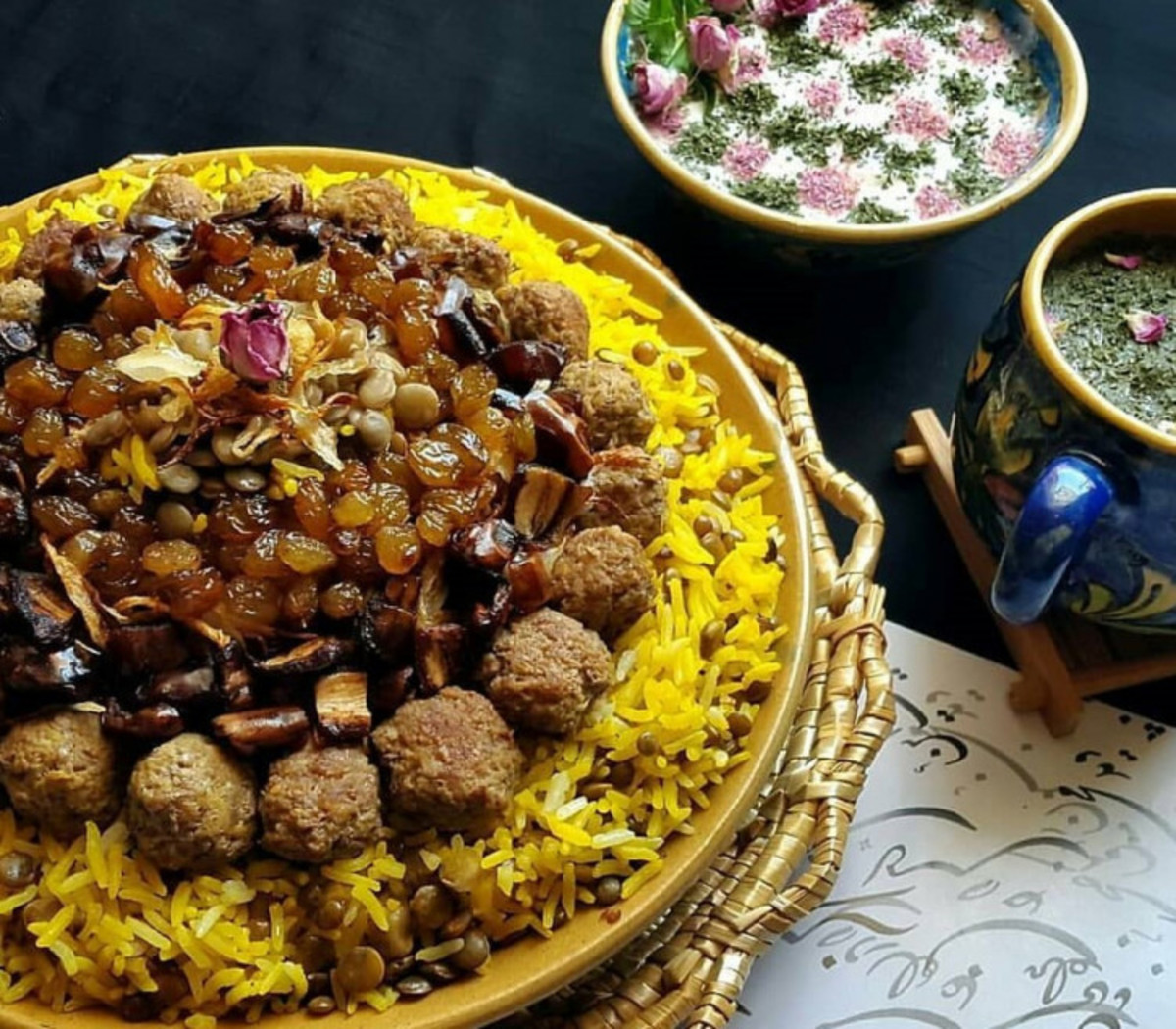 آیا لذیذتر از این ترکیب اصیل و محشر رشته پلو و گوشت قلقلی هم داریم؟