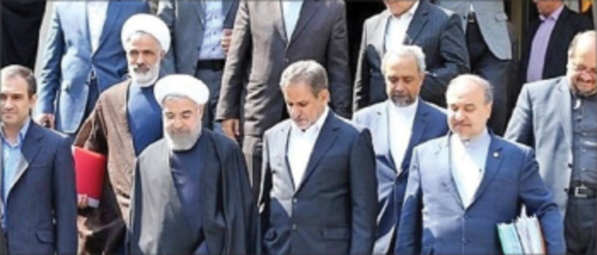 سردرگمی دوم‌خردادی‌ها، اعتدالی‌ها اما مصمم