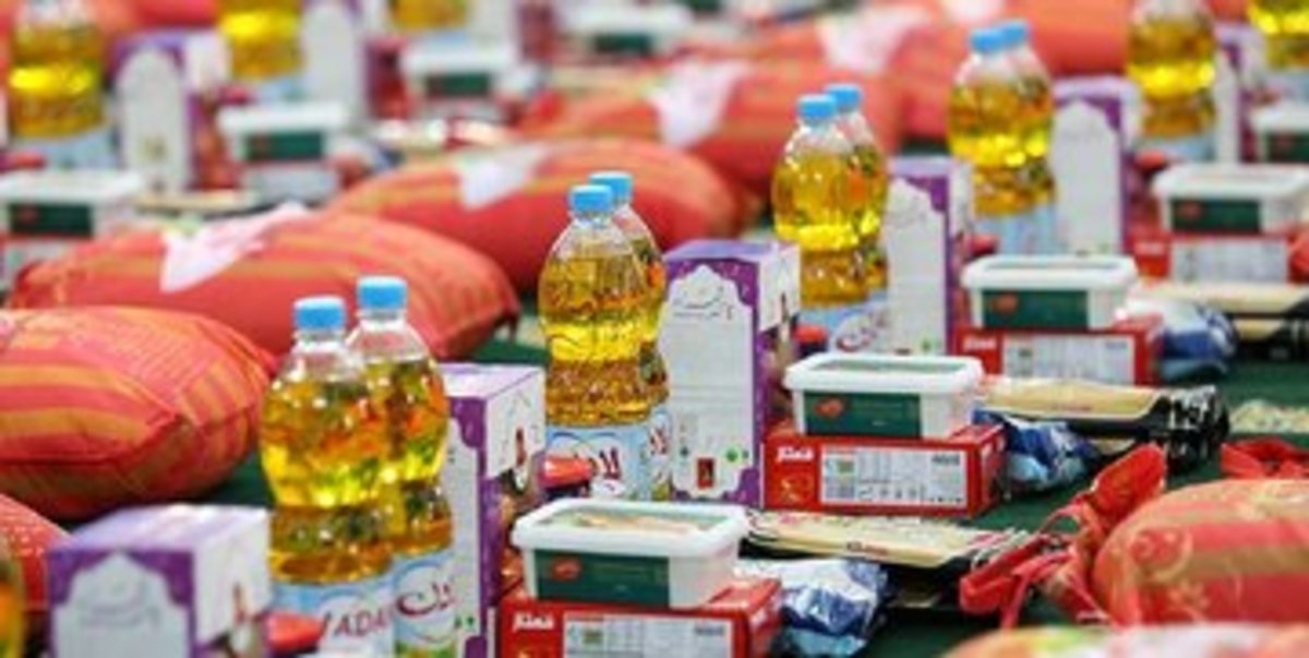 کمک رسانی و توزیع بسته معیشتی بخاطر سالگرد شهادت حاج قاسم