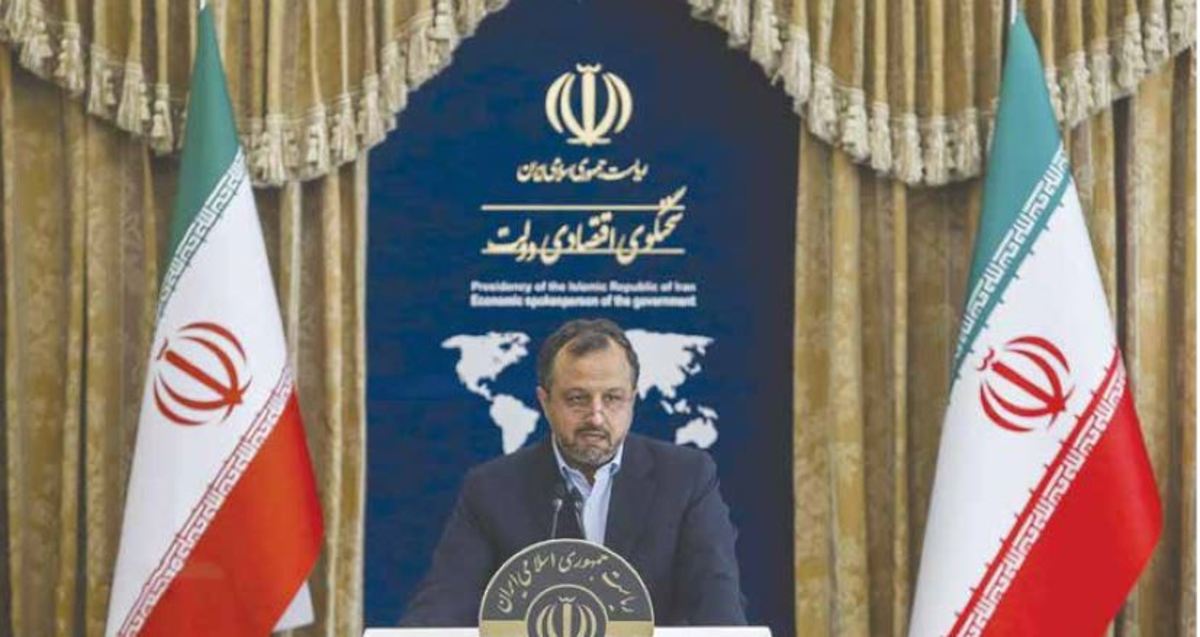 حمله به خدمات دولت با رمز پوپولیسم