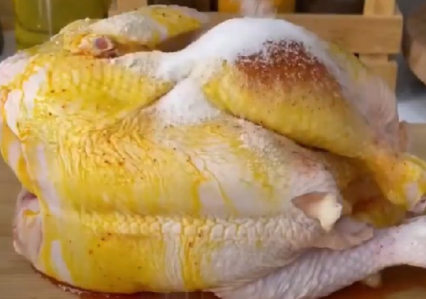 یک روش متفاوت برای پخت مرغ شکم پر+نکات تکمیلی