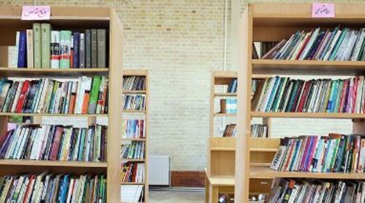 افتتاح کتابخانه لتحر کاشان بعد از ۱۳ سال