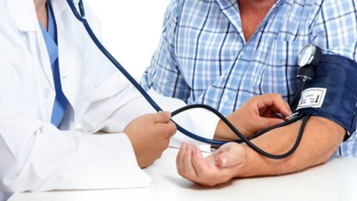 غربالگری سلامت ۵۵.۳ درصد از جمعیت بالای ۱۸ سال همدان