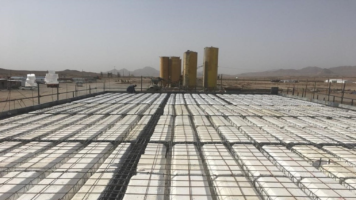 مهر و موم دو واحد تولیدی مصالح ساختمانی متخلف در لنده