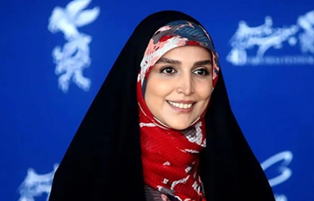 مژده لواسانی با گوشی میلیونی دستش از بدبختی حرف می‌زند!