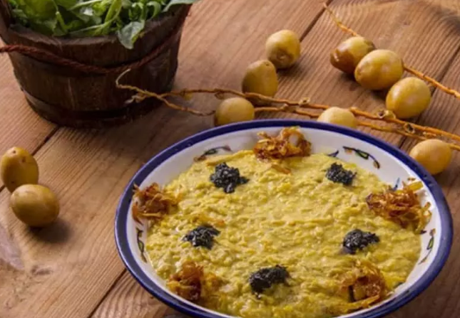 طرز تهیه آبگوشت بزقرمه، غذای اصیل کرمانی