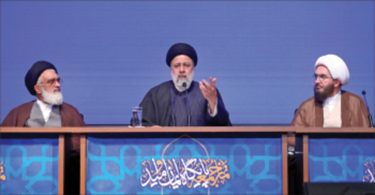 گزارش عملکرد به ائمه جمعه