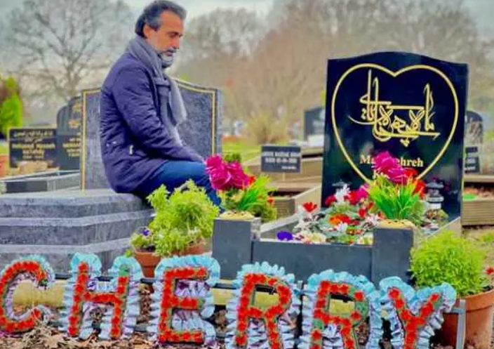 با دیدن این عکس از تولد ۵۰ سالگی ابراهیم اشرافی اشکتون درمیاد با دیدن این عکس از تولد ۵۰ سالگی ابراهیم اشرافی اشکتون درمیاد