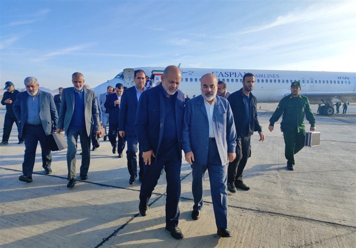 وزیر کشور به سیستان و بلوچستان سفر کرد