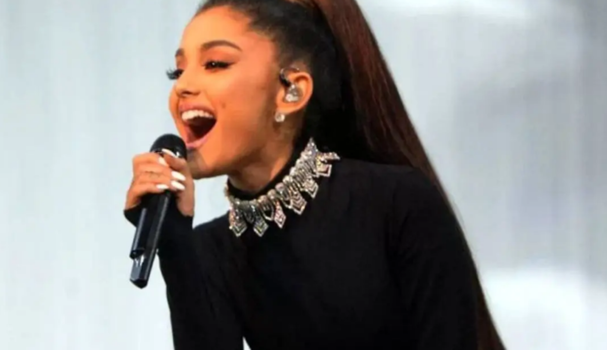 واکنش آریانا به انتقادات رابطه جدیدش:به شما مربوط نیست!