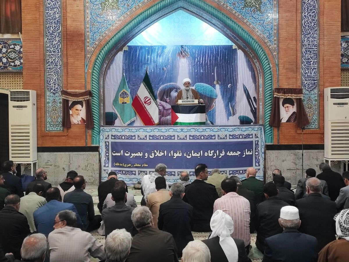 امام جمعه آبادان: مشارکت در انتخابات دشمنان را مایوس می‌کند