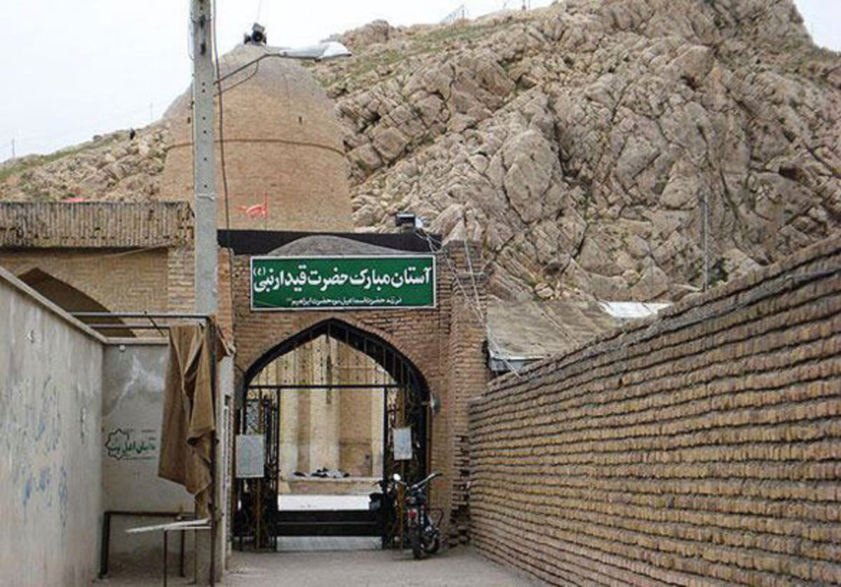 ایجاد ۸ فروشگاه صنایع دستی در بقعه قیدار نبی (ع)