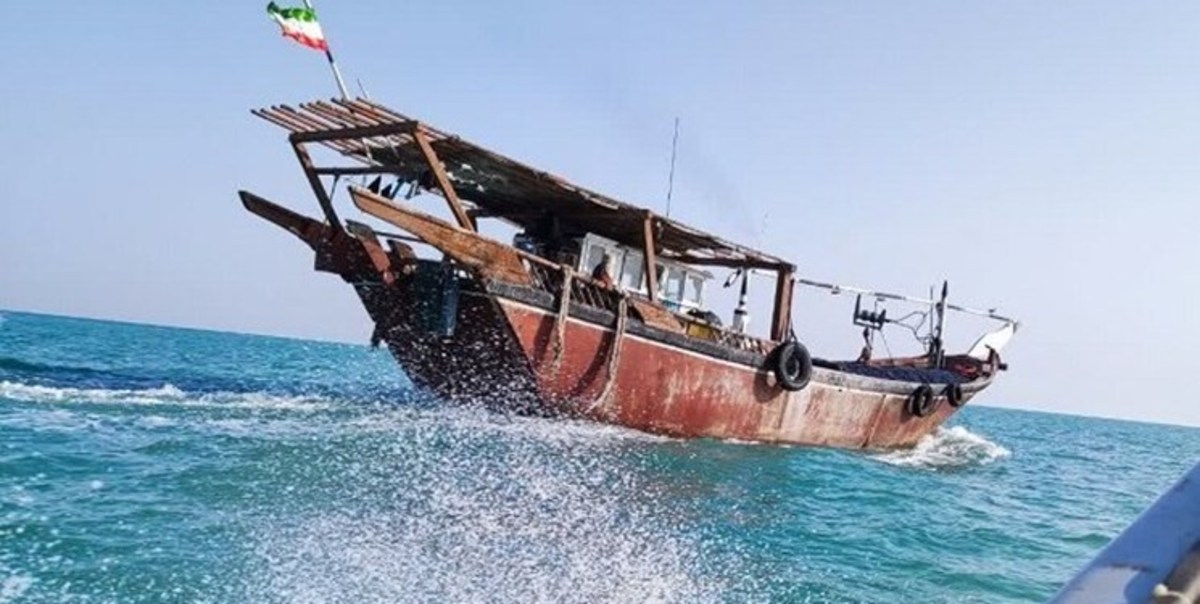 انتقاد امام جمعه سیریک: مجوز‌های صادر شده صید در سیریک باید بررسی شوند