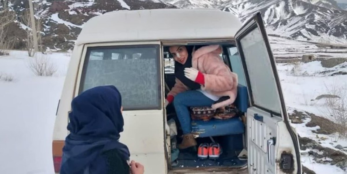 نجات مادر باردار مرزنشین اهل خوی گرفتار شده در کولاک