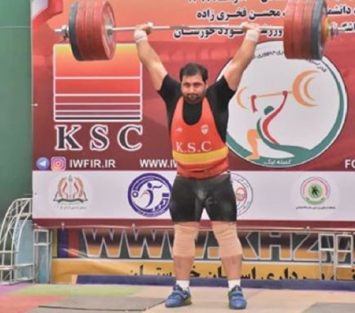 زور آخر نفتی‌ها برای ربودن جام قهرمانی از ذوب‌آهن