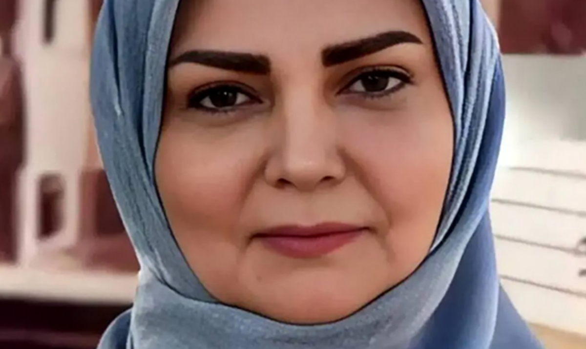 عکس لو رفته از استایل مجری دهه ۶۰ در جشن عروسی