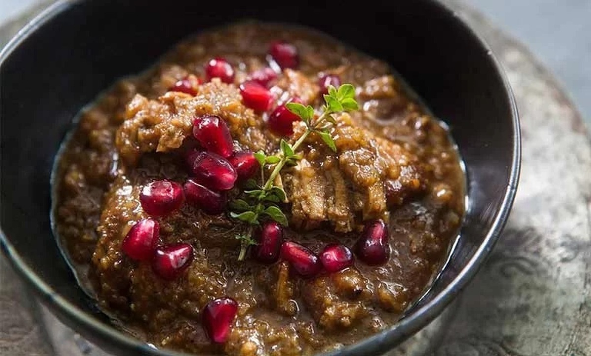اگر فسنجون را دوست دارید خورش موتن جن را هم امتحان کنید!