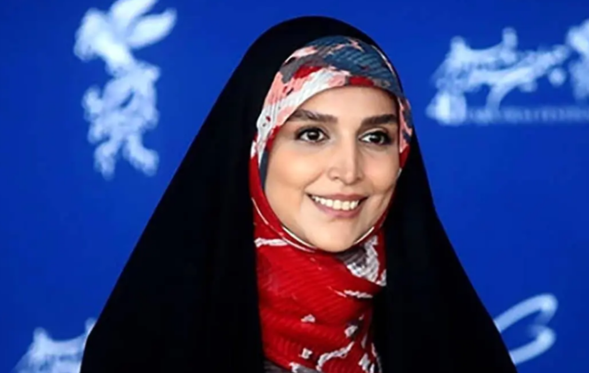 نیم رخ خندان مژده لواسانی /خوشحالی از سر و روش میباره!