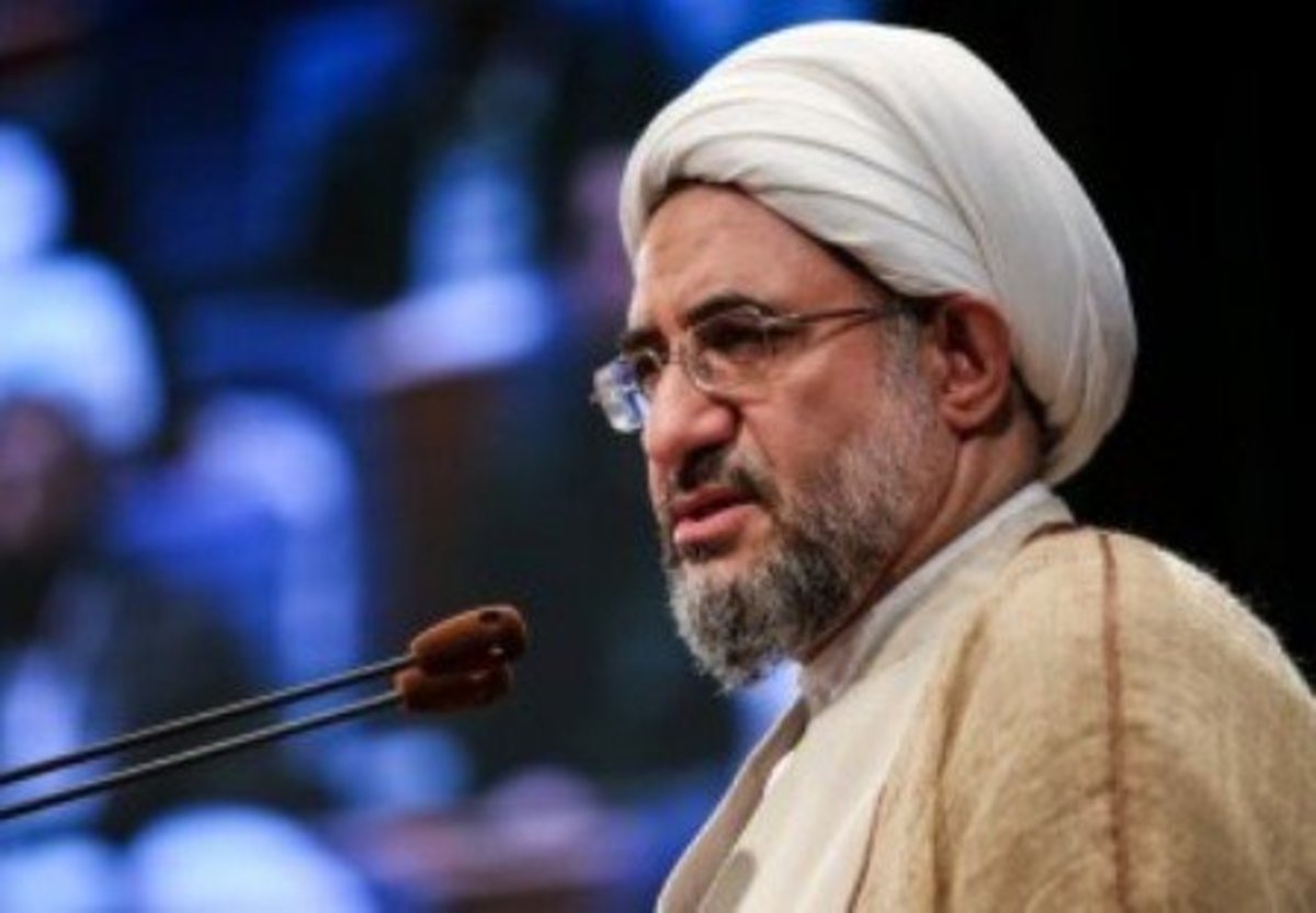اراکی: امام خمینی (ره) صفحه‌ای جدید در تاریخ بشر گشود