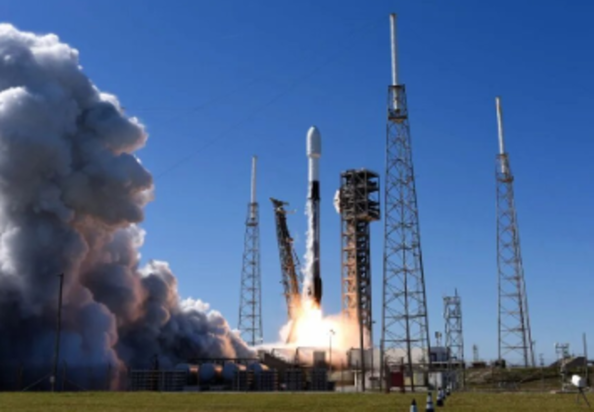 ایستگاه فضایی بین المللی ۴تن از ذخایر و آزمایش‌های علمی را دریافت کرد!