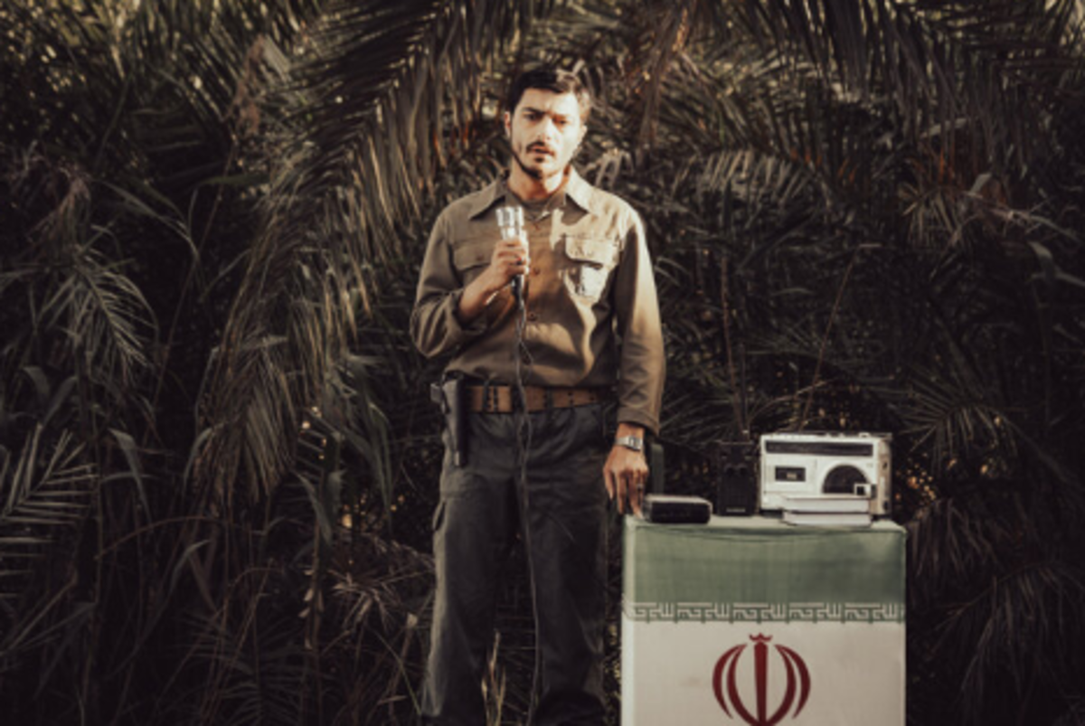 اولین پوستر رسمی فیلم سینمایی «مجنون» منتشر شد/عکس