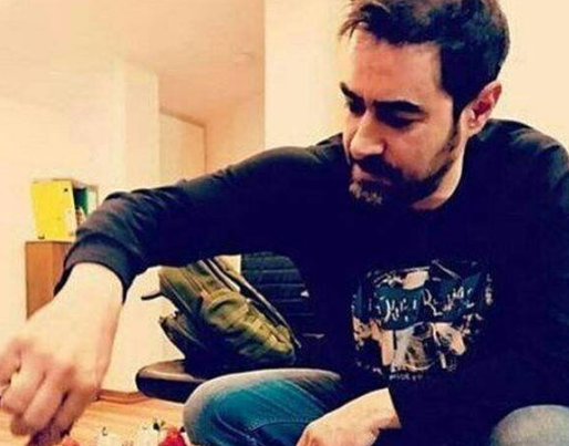 رونمایی از کیک تولد توت فرنگی شهاب حسینی، قباد سریال شهرزاد / به به تولد داریم چه تولدی