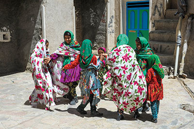 «چِنِشت»، روستای هزار رنگ ایران