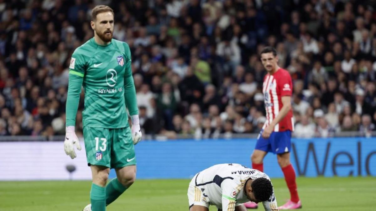 سنگربان روخی‌بلانکوس خطاب به مارتینز: جلو دروازه من هم همین تصمیم را بگیر!