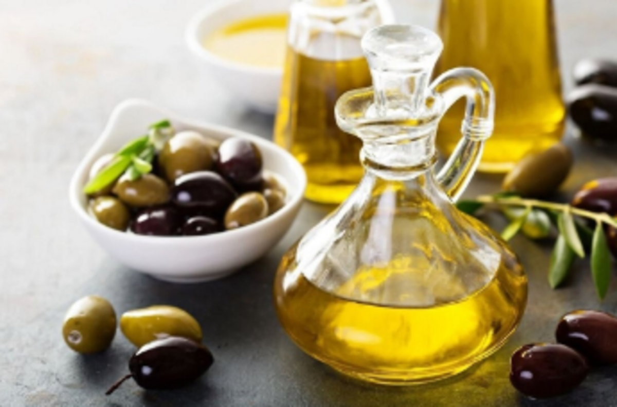 چرا روغن زیتون بخوریم؟