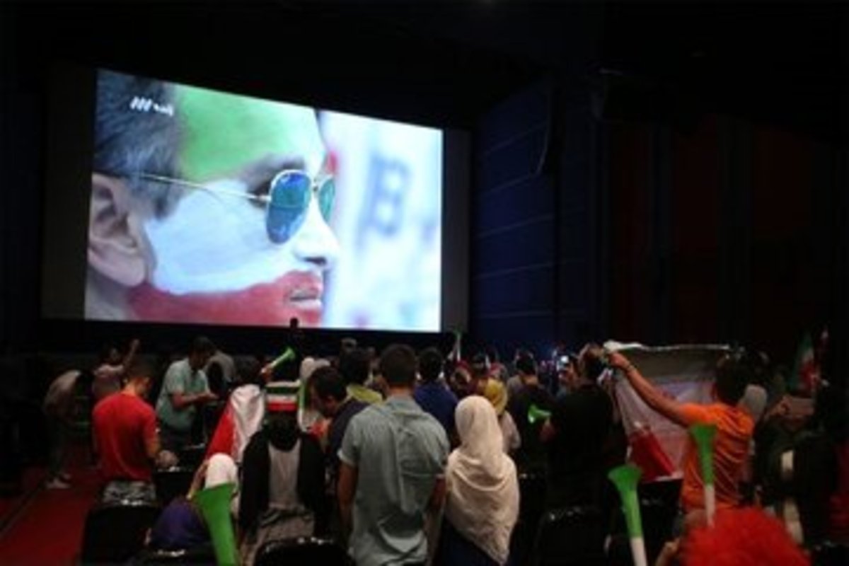 سود ۲ میلیاردی سینما‌های کشور از بازی تیم ملی فوتبال ایران و قطر