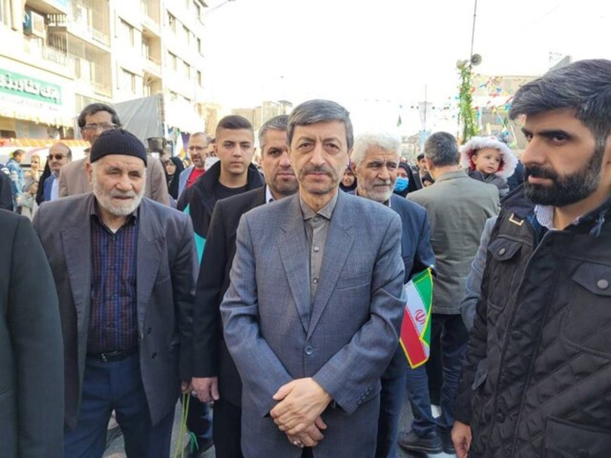 فتاح: ما مسئولان باید مردمی باشیم/ حضور مردم انقلاب و نظام را بیمه می‌کند
