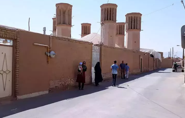 با مکان تاریخی و دیدنی آب‌انبار 