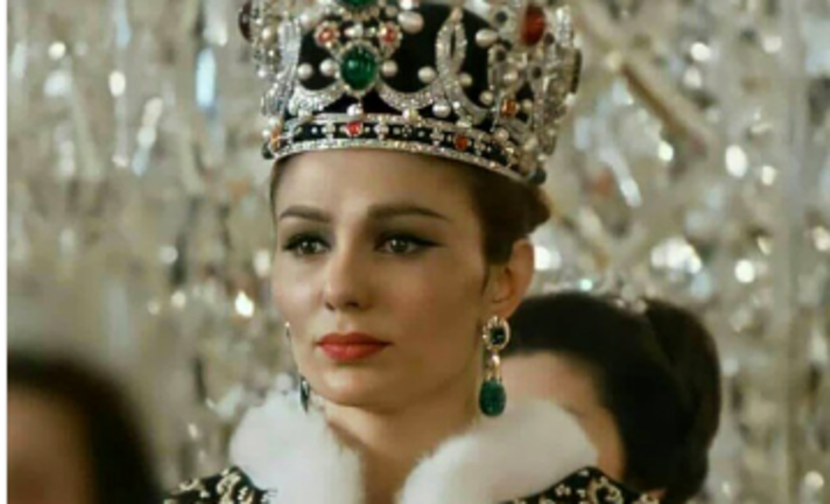 ماجرای پنهان ۱۶۰ چمدان همسر شاه و خیانت پسرخاله اش لو رفت