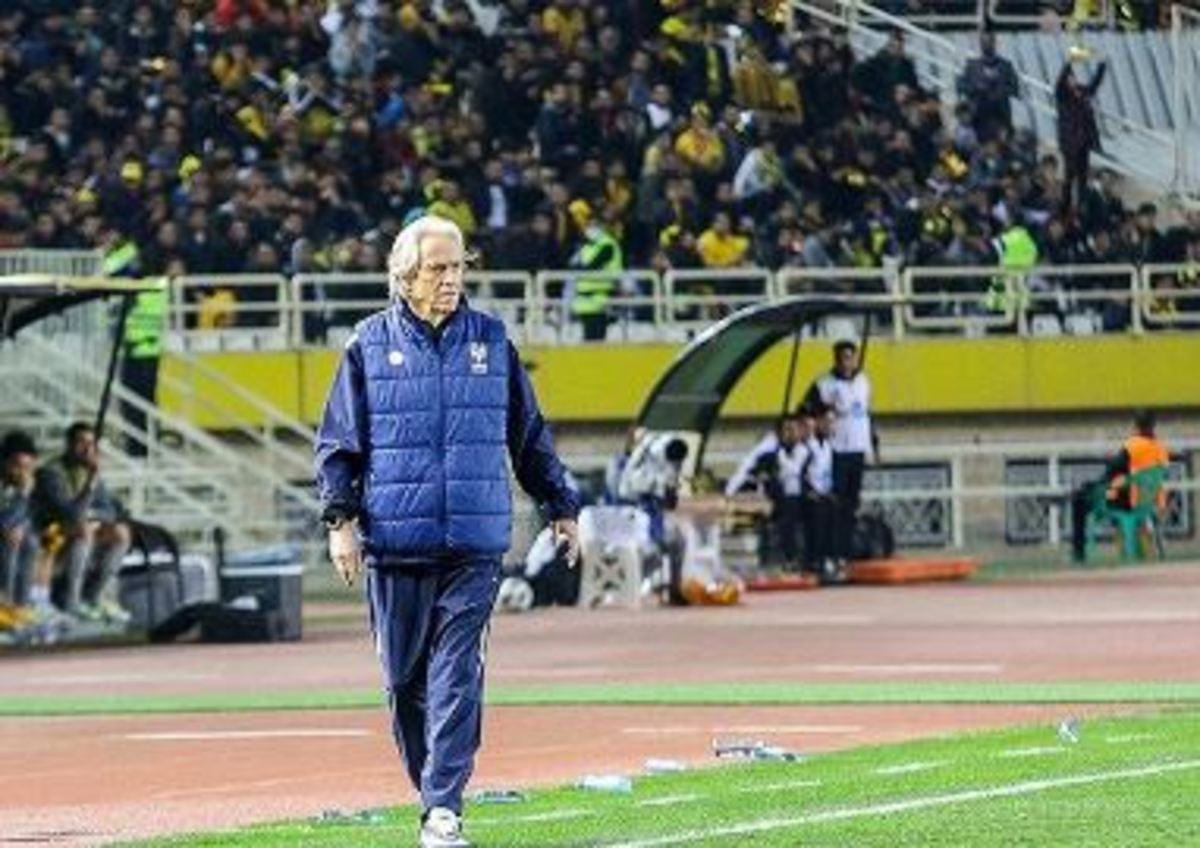 الدعایه خواستار جانشینی سرمربی الهلال با مانچینی شد