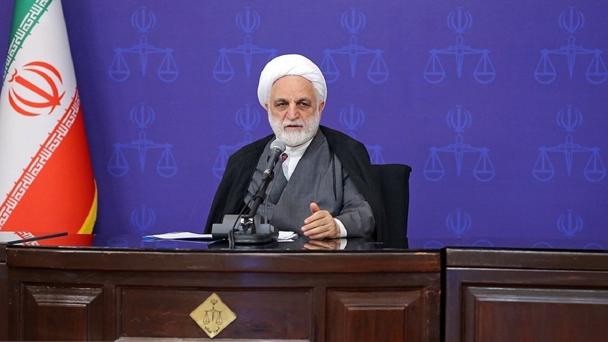 اژه ای: در برابر فعالیت مغرضانه نفوذی‌ها هوشیار باشیم