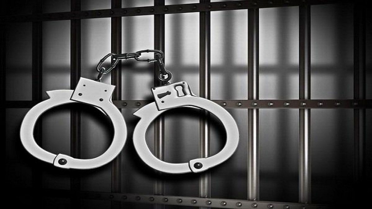 ۳ شکارچی متخلف در تپال شاهرود دستگیر شدند