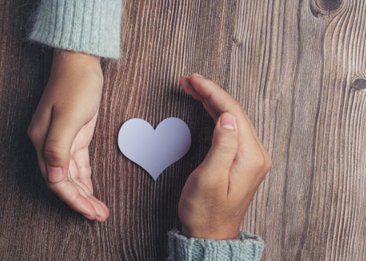 چگونه با سکوت کردن همدلی خود را نشان دهید؟