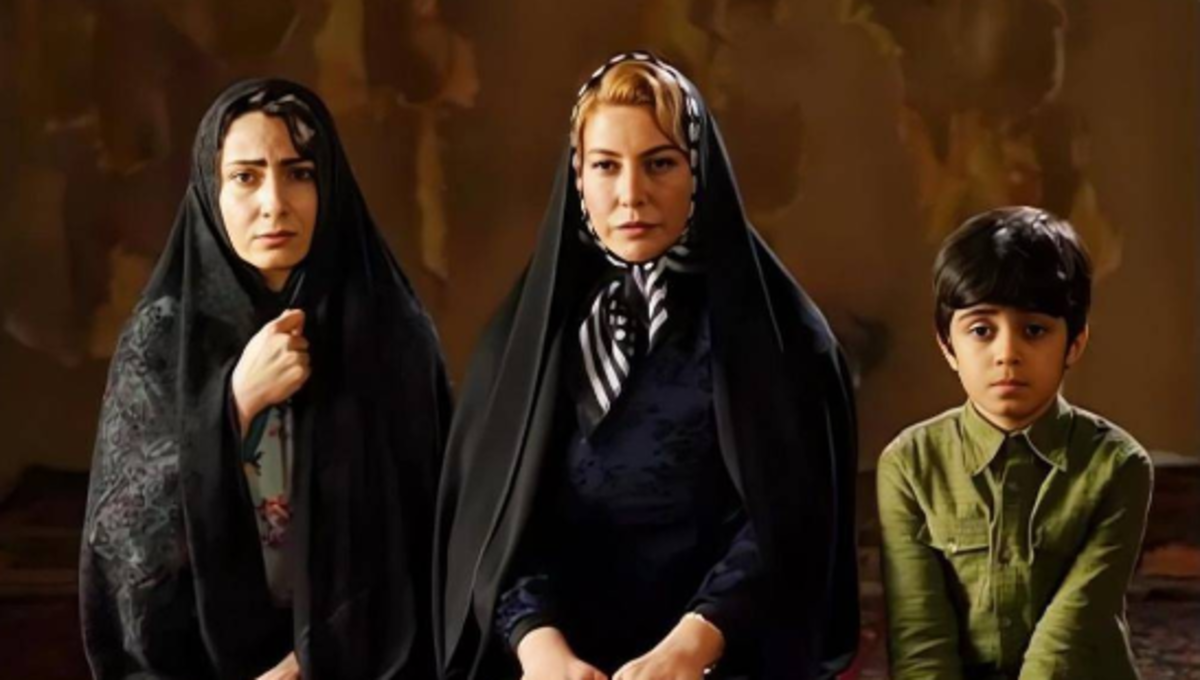 عکس متشر شده از گریم‌های حرفه‌ای و متفاوت بازیگران سینمایی «نابستان همان سال»