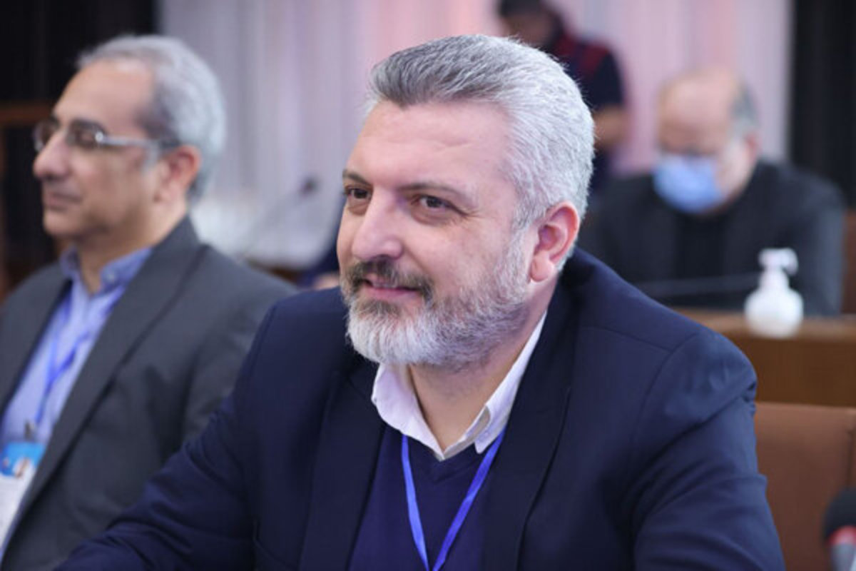 عزیزی‌پور: قانون‌گذاران کنار ورزش نیستند!