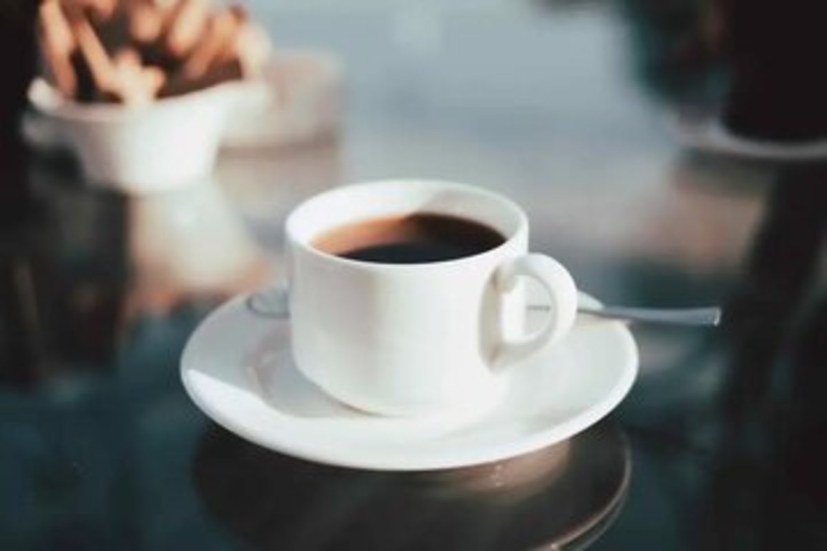 عوارض جدی مصرف قهوه با معده خالی