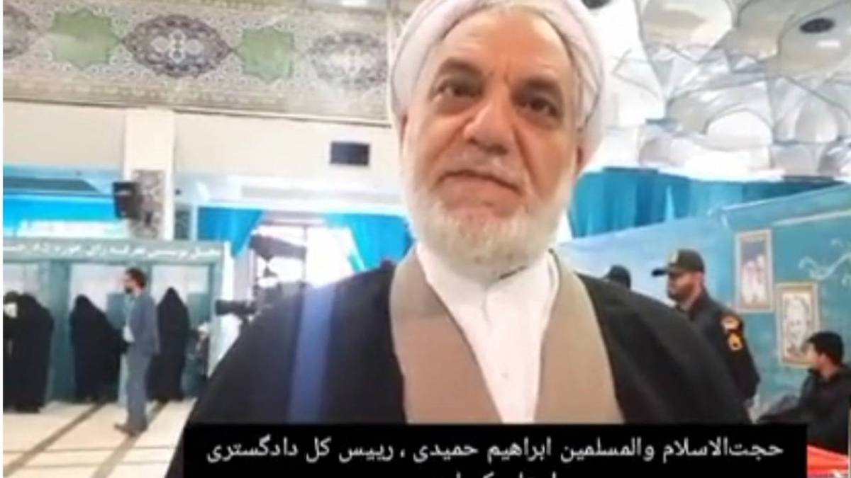 حضور مردم در انتخابات سبب ارتقای جایگاه نظام در جهان می‌شود