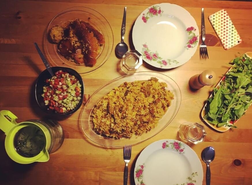 عکسی از میز غذای خاص حدیث میرامینی، روشنک سریال دلنوازان برای همسرش