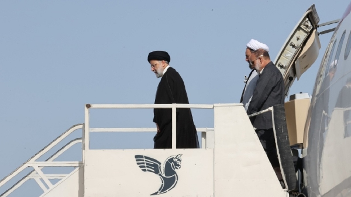 رئیس جمهور برای بازدید میدانی از وضعیت سیل‌زدگان وارد سیستان و بلوچستان شد