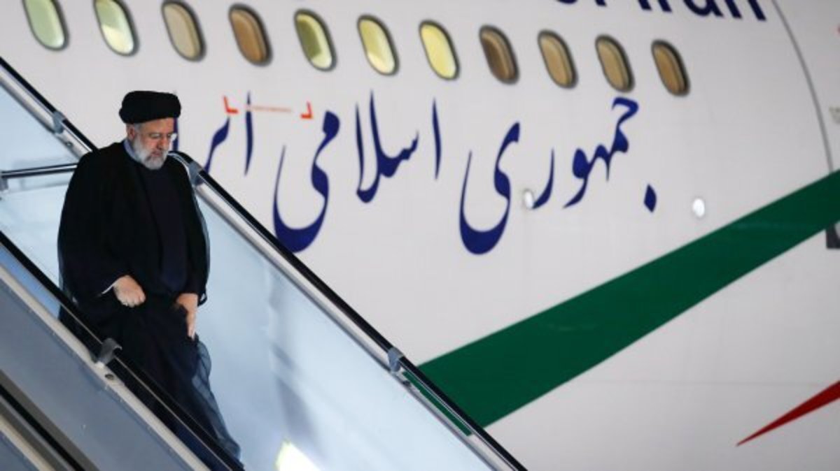 رییس جمهور وارد خوزستان شد
