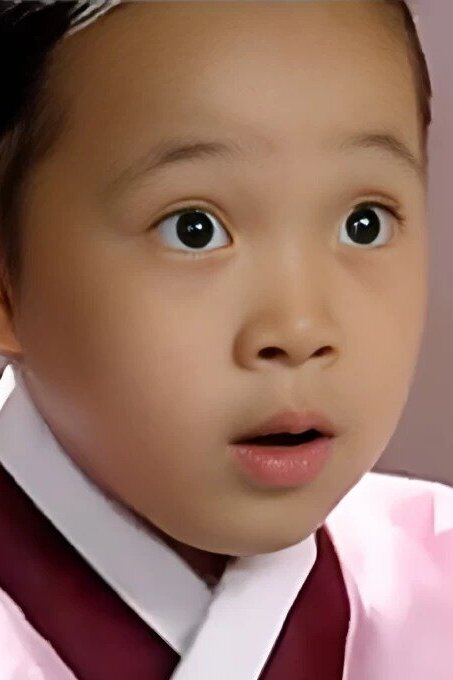 تغییر چهره بازیگر کودکی یانگوم سریال جواهری در قصر در ۲۷ سالگی