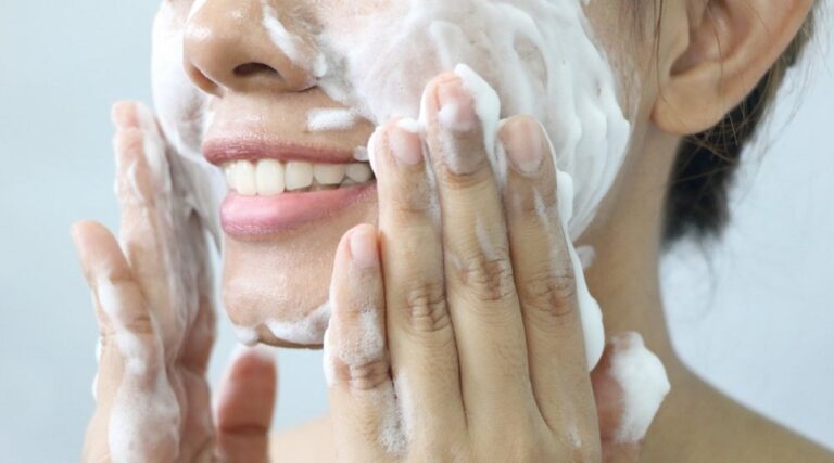 ۱۴ روش مختلف برای دستیابی به یک پوست صاف و بدون جوش