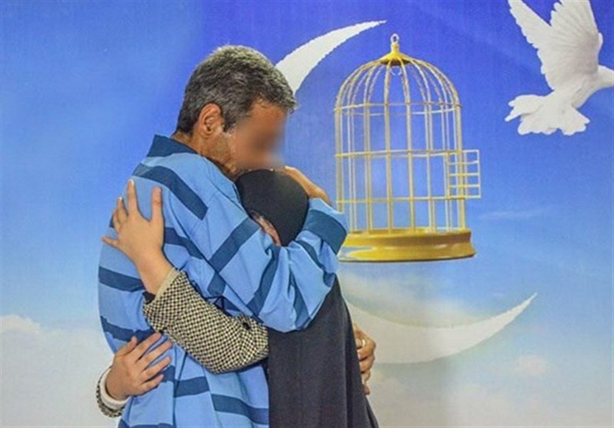 دانش‌آموزان یک مدرسه در کاشان ۳ زندانی را آزاد کردند