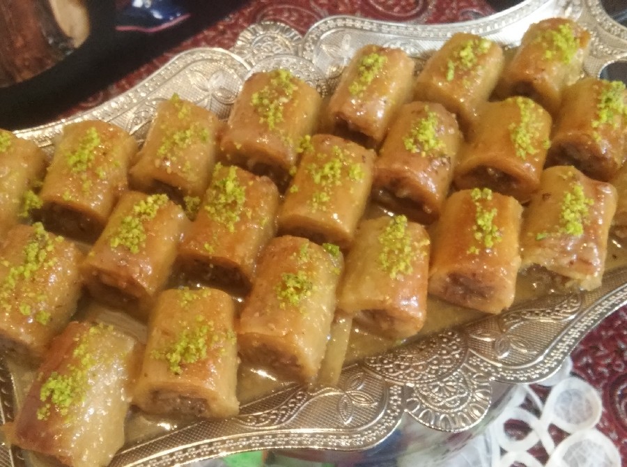 این دسر‌های عربی رو جون میده سر سفره افطار بخوری!