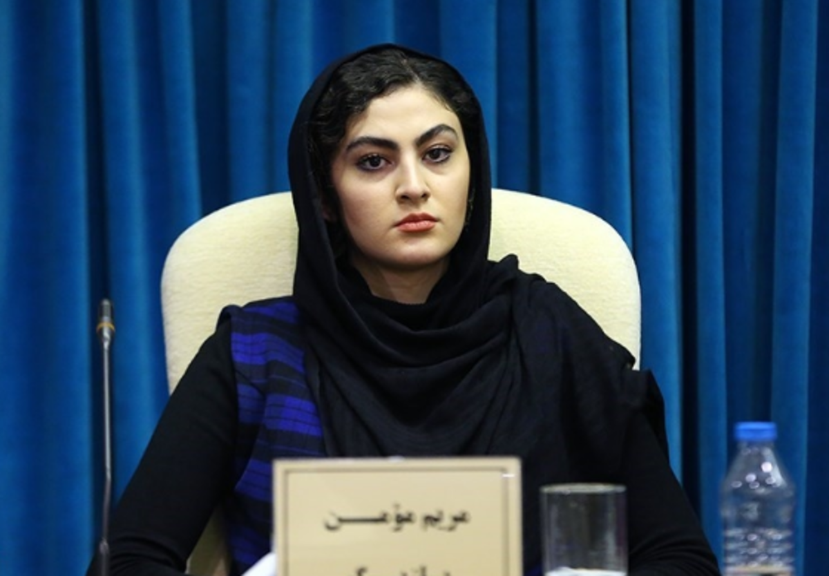 مریم مومن در جمع مجریان تحویل سال شبکه تهران